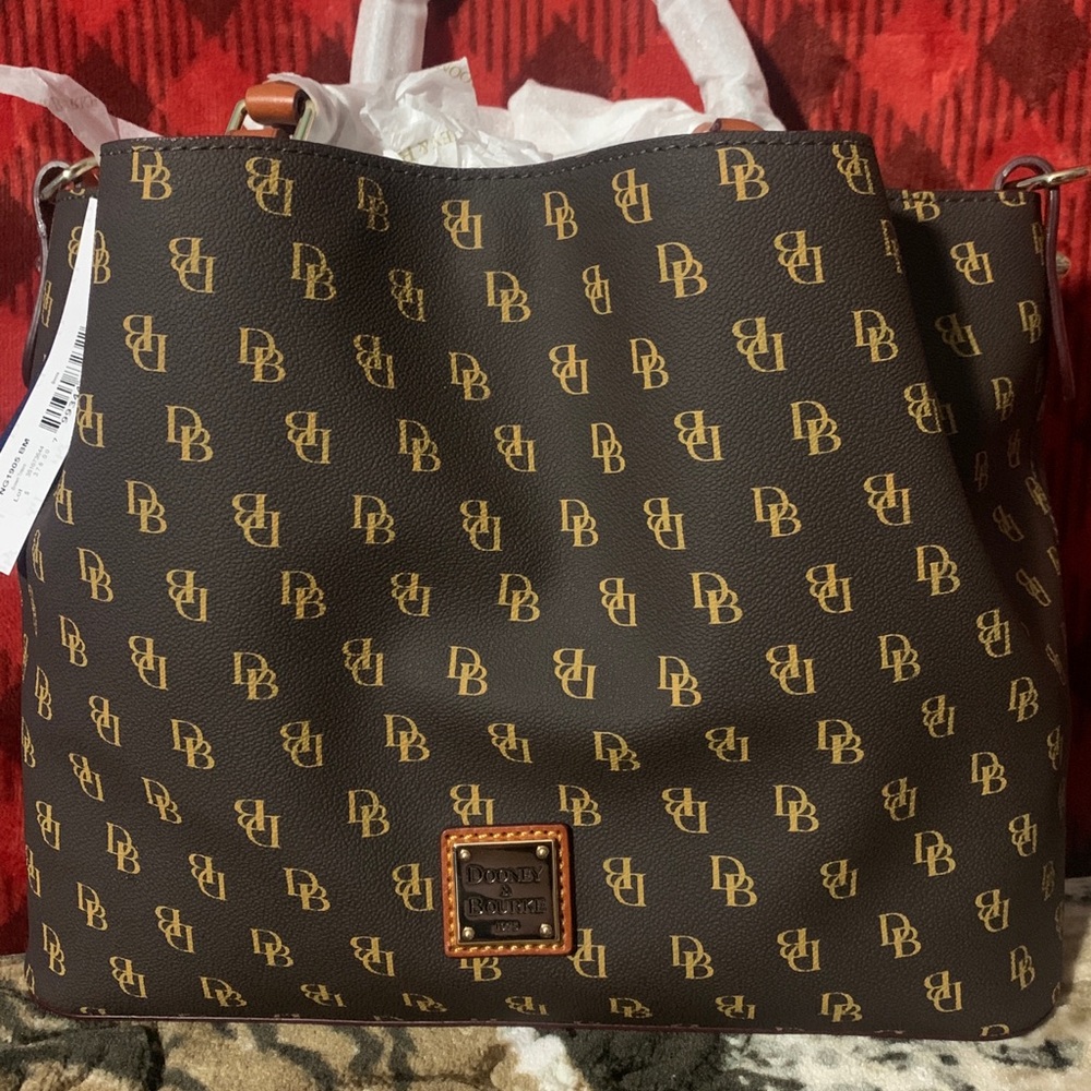 Dooney & Bourke bag💅🏽